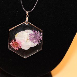 Flower necklace